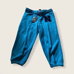 Cropped Nike Joggers